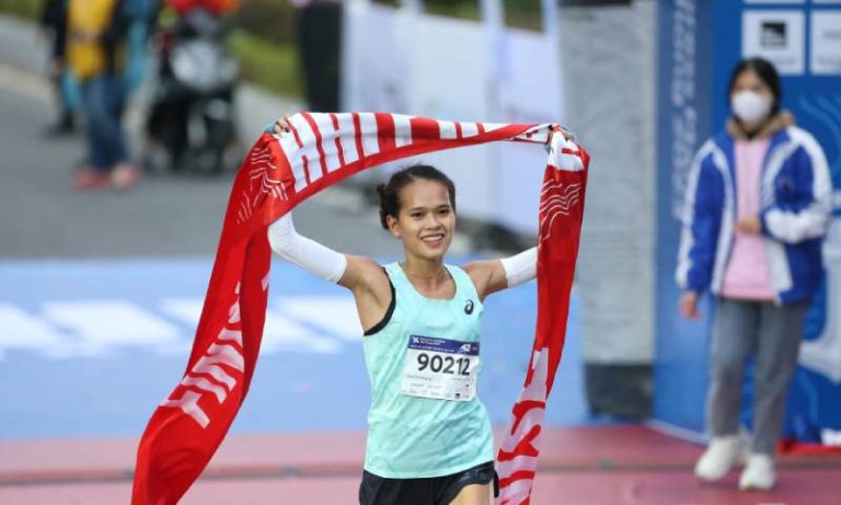 Top 10 nữ vận động viên marathon nhanh nhất Việt Nam